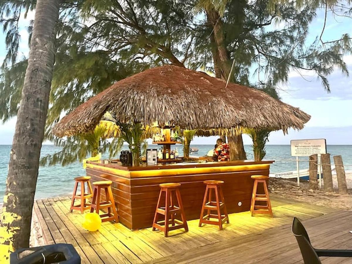 Chic Beachfront Apartment - Private Beach Access Punta Cana Exterior foto